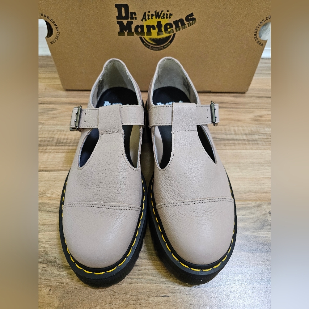 Dr. Martens Bethan Pisa Mary Jane platform, size US 10 - Picture 2 of 13